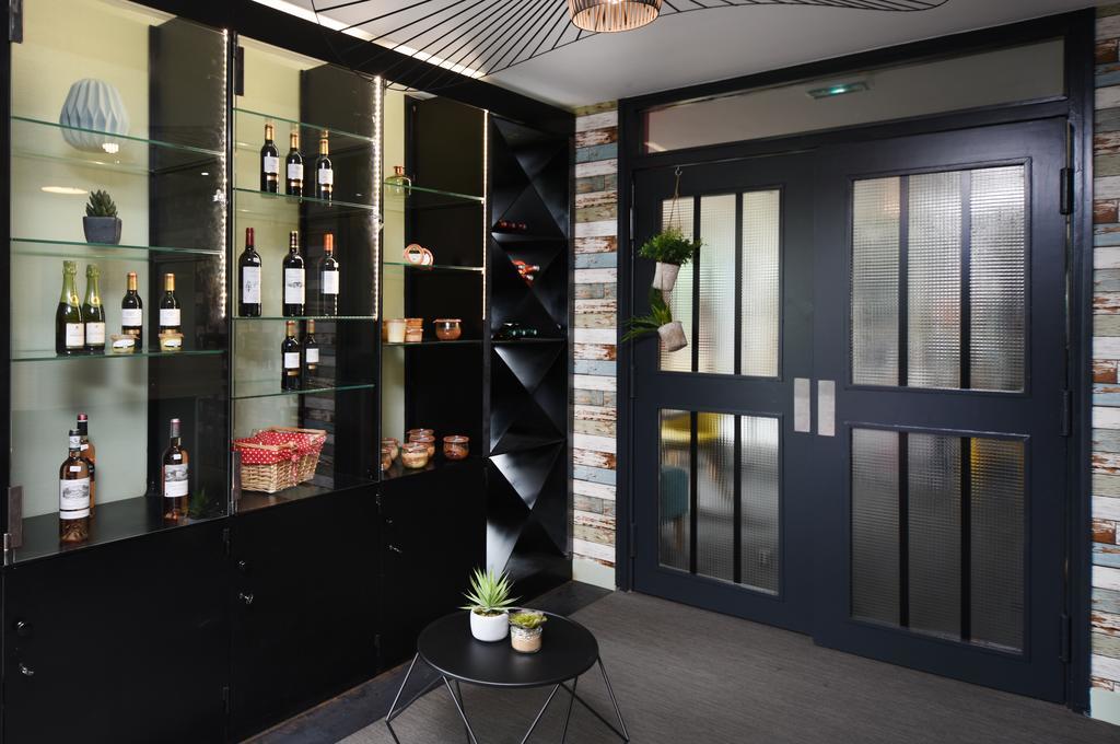 Logis Boutique Hotel Novalis Gradignan Bagian luar foto